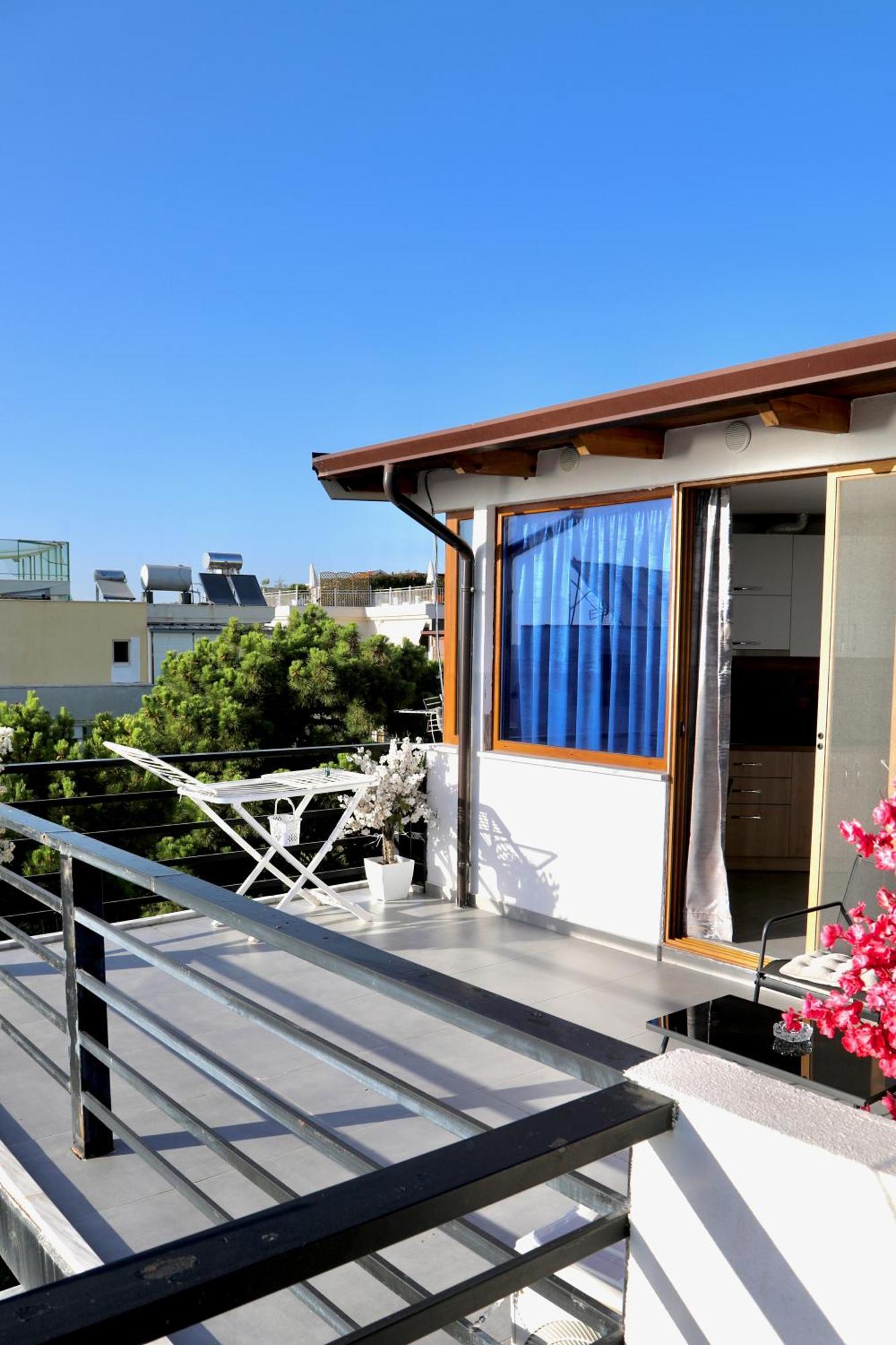גולם Sea View Apartments מראה חיצוני תמונה